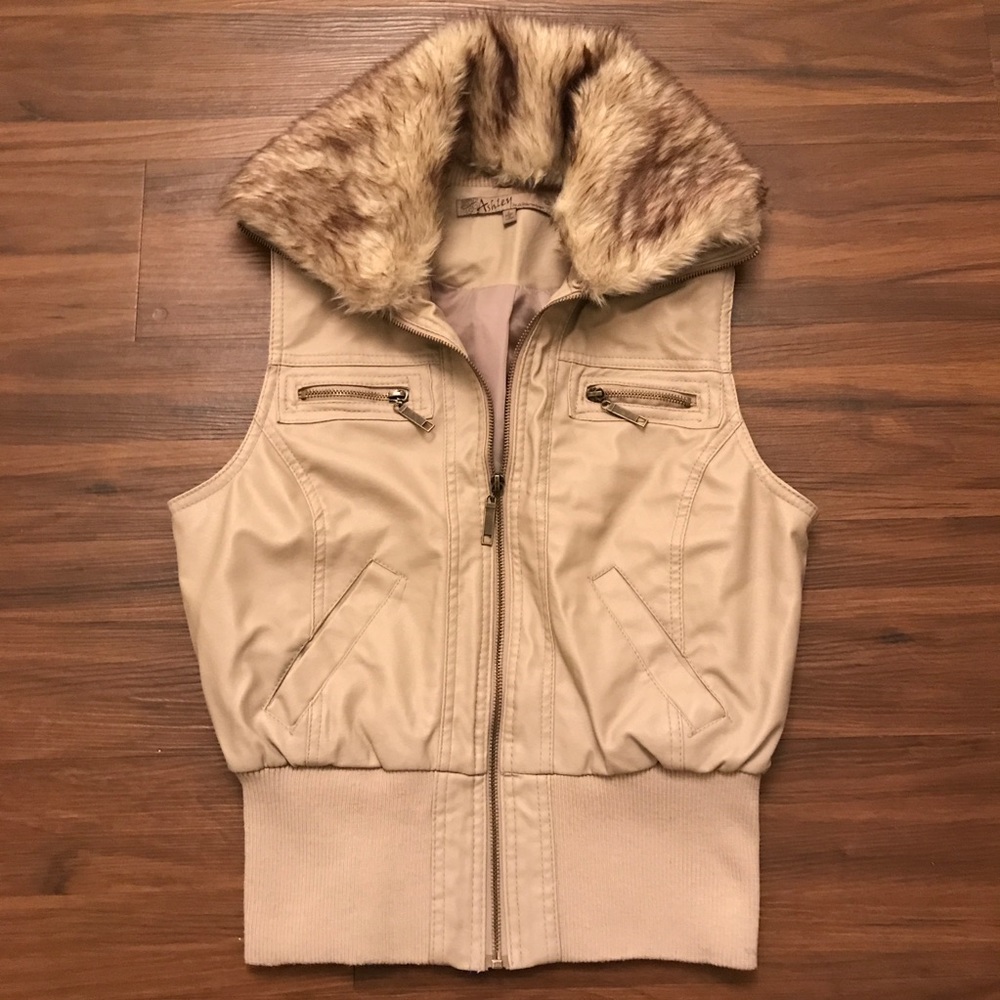 Tan Leather Vest with Detachable Fur Collar